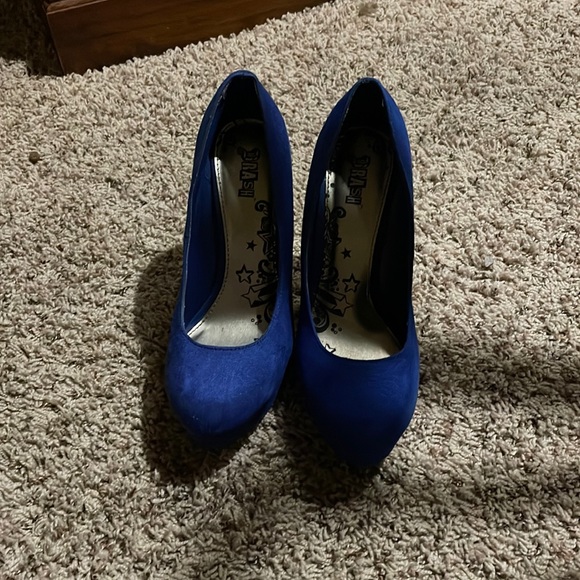 Blue heels - Picture 3 of 13